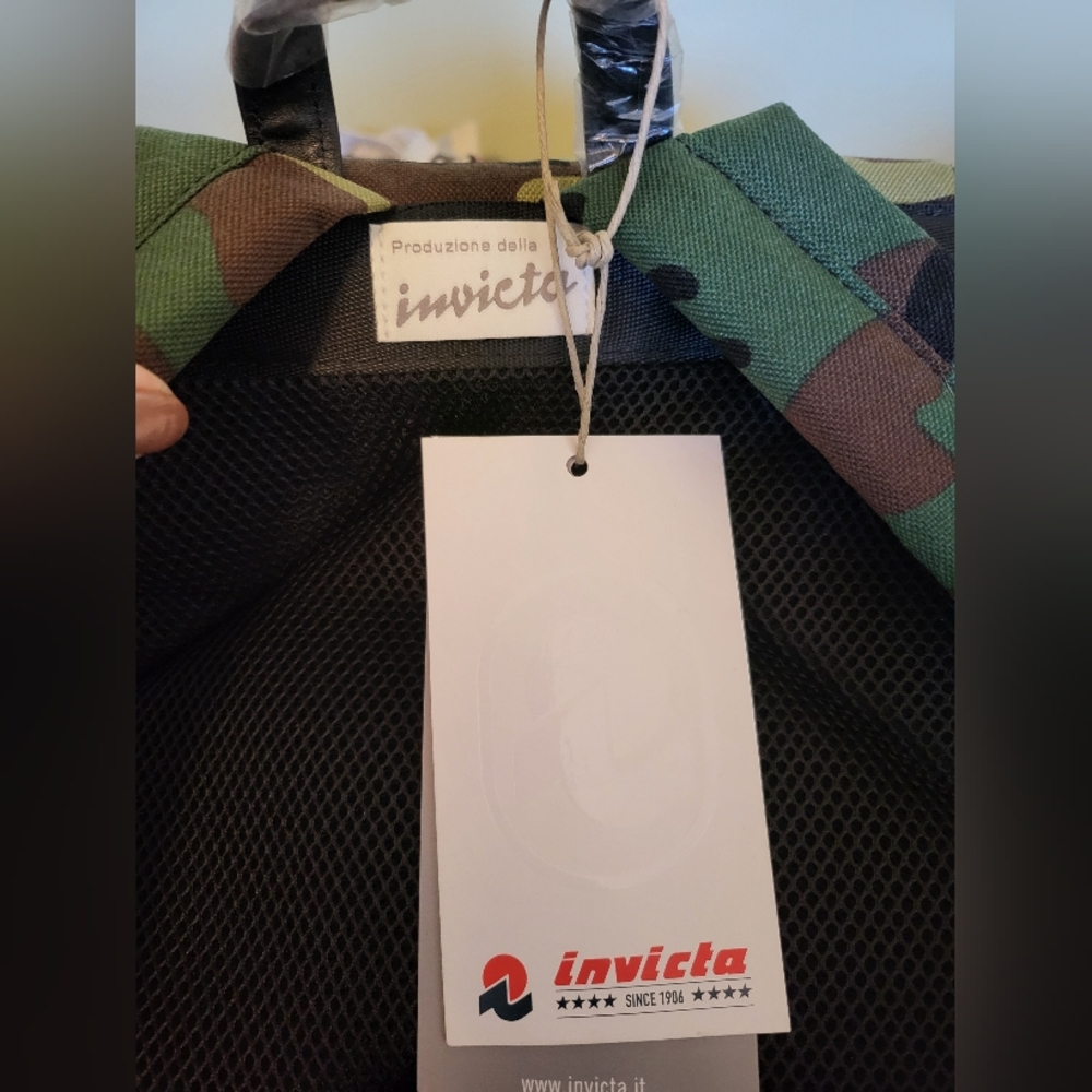 Invicta Camouflage Backpack - Picture 3 of 6